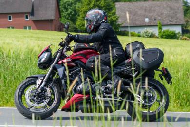 Triumph street triple